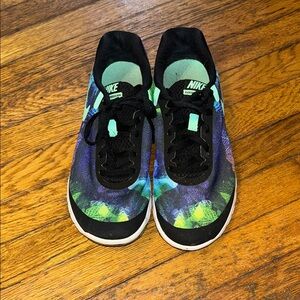 Nike Black and Green Athletic Shoes